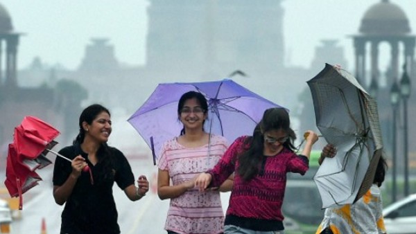 चार डिग्री तक गिरा पारा