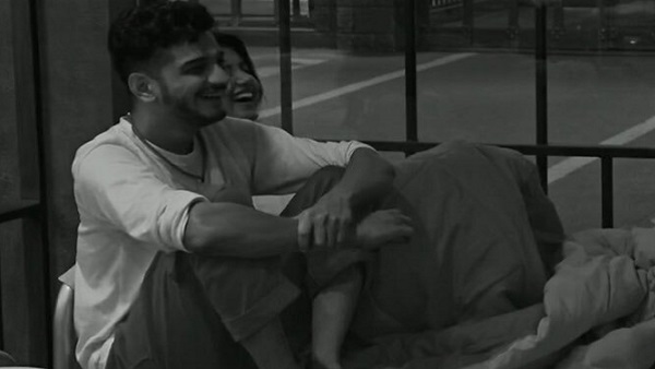 'लोग ये कह रहे हैं कि अंजलि ने मुनव्वर को I love you कहा'