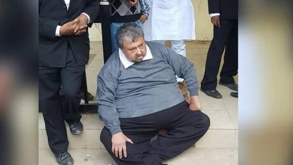 बीमारियों ने सजल चक्रवर्ती को बेबस बना दिया