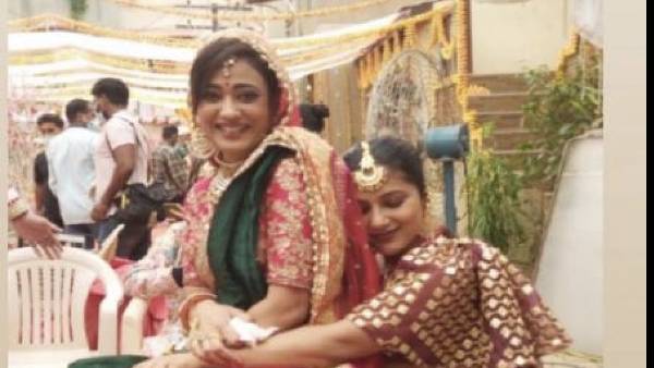 शादी के जोड़े में नजर आ रहीं एक्ट्रेस