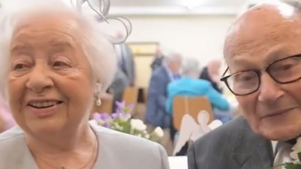  23 साल से कर रहे थे डेट