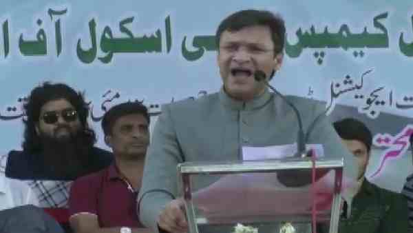 राज ठाकरे पर ओवैसी की आपत्तिजनक टिप्पणी