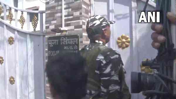 जूनियर इंजीनियर ने कैसे खोली आईएएस पूजा सिंघल की पोल ?