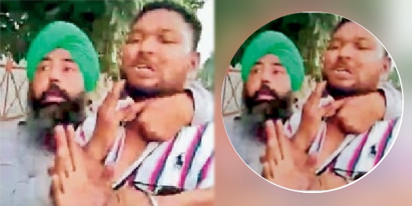Punjab: Mogas Village, A electrician swallowed thousand rupees when people record his video Punjab: Mogas Village, A electrician swallowed thousand rupees when people record his video