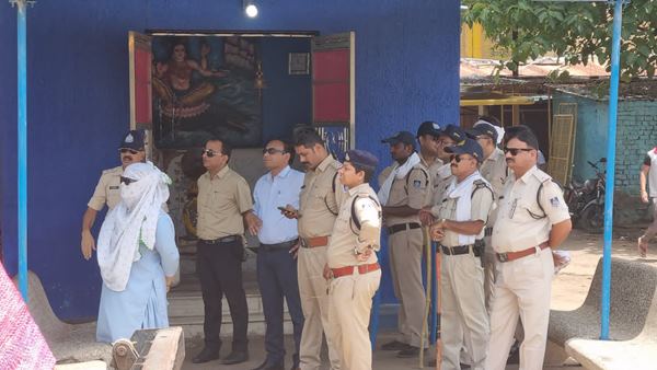 गृह विभाग के पास मंजूरी के लिए भेजी गई फ़ाइल