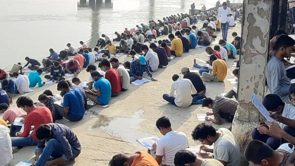 छात्रों के आवेदन के लिए होंगी यह शर्तें छात्रों के आवेदन के लिए होंगी यह शर्तें