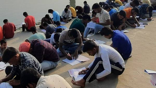 मैट्रिक पास छात्र भी कर सकते हैं आवेदन मैट्रिक पास छात्र भी कर सकते हैं आवेदन