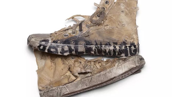 9 मई से मार्केट में लॉन्च होगा ये जूता 9 मई से मार्केट में लॉन्च होगा ये जूता