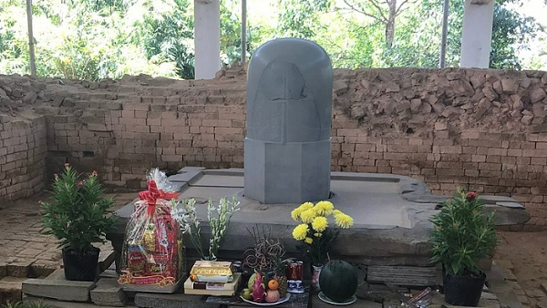  'अग्निस्तंभ' के रूप में परिभाषित 'शिवलिंग'