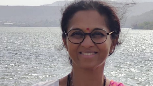 सिंगापुर और जार्जिया में भी सुले ने की नौकरी सिंगापुर और जार्जिया में भी सुले ने की नौकरी