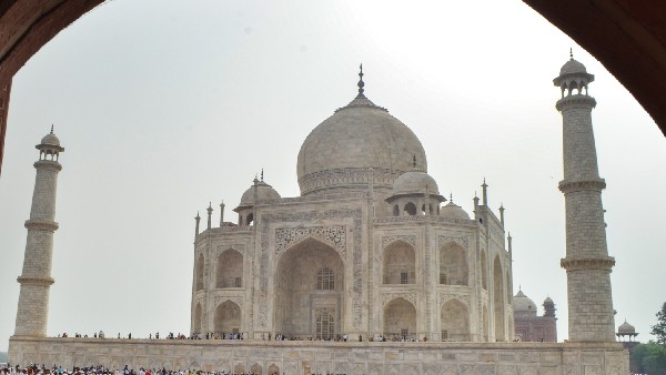 कैसे हुई ताज महल के तेजोमहल होने की चर्चा तेज?