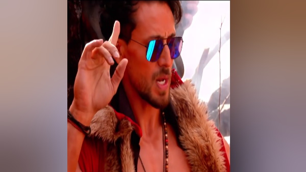 बाहुबली भारी सफलता पाने वाली पहली दक्षिण भारतीय फिल्म थी बाहुबली भारी सफलता पाने वाली पहली दक्षिण भारतीय फिल्म थी