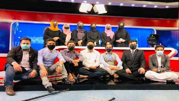 Male anchors came out in support of female news anchors against Taliban in Afghanistan, reading news wearing masks