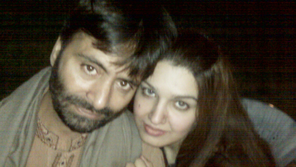 राजनीति की जमीन पर उगा था प्रेम का बीज राजनीति की जमीन पर उगा था प्रेम का बीज