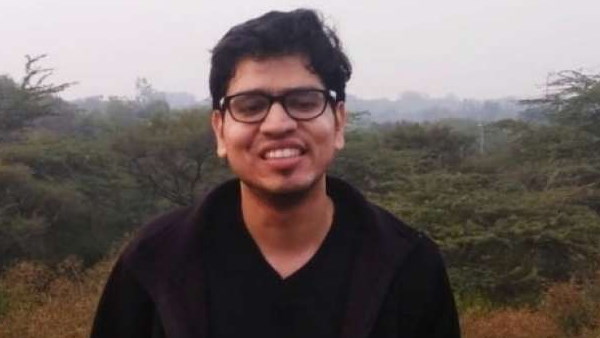 दृष्टिबाधित होने के बावजूद पार की हर मुश्किल