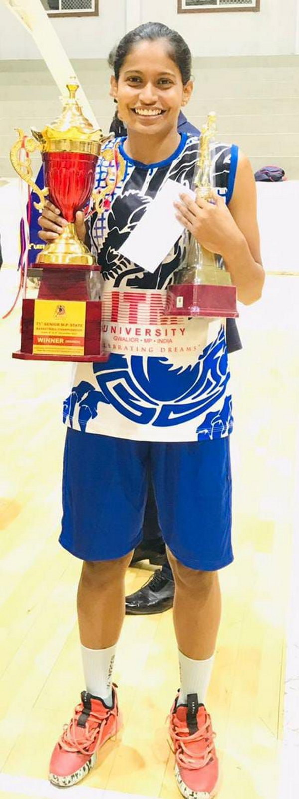 मुम्बई में अकादमी खोलने का सपना