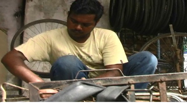 आईएएस वरुण बरनवाल की जीवनी