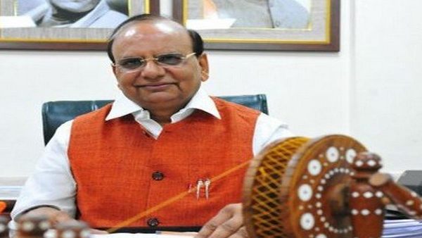 दिल्ली के एलजी के पास कार्पोरेट अनुभव