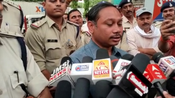  हिंदूवादी संगठनों ने जताया आक्रोश