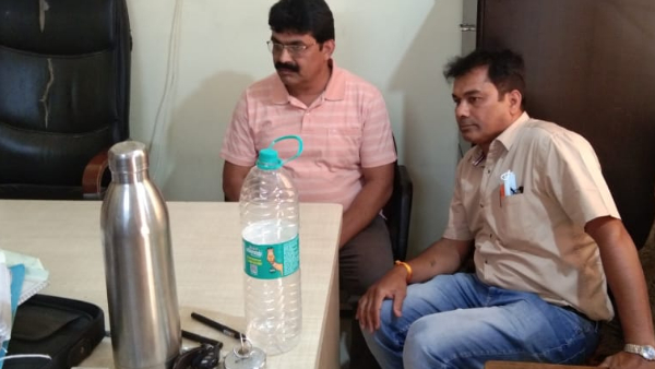 रिश्वत लेने के लिए भ्रष्ट आरआई ने बनाया था ऑफिस