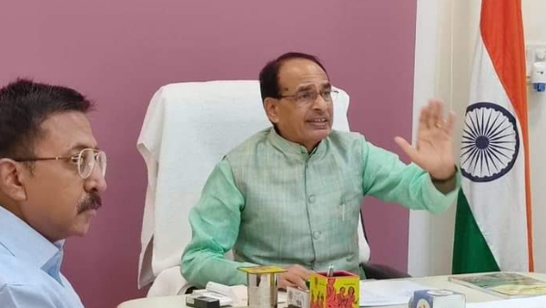 केमिकल फर्टिलाइजर के उपयोग पर जताई चिंता केमिकल फर्टिलाइजर के उपयोग पर जताई चिंता