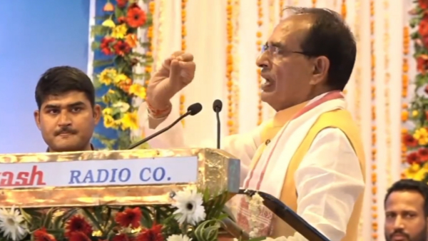 कानून व्यवस्था को लेकर गुंडे, बदमाशों को दी चेतावनी कानून व्यवस्था को लेकर गुंडे, बदमाशों को दी चेतावनी