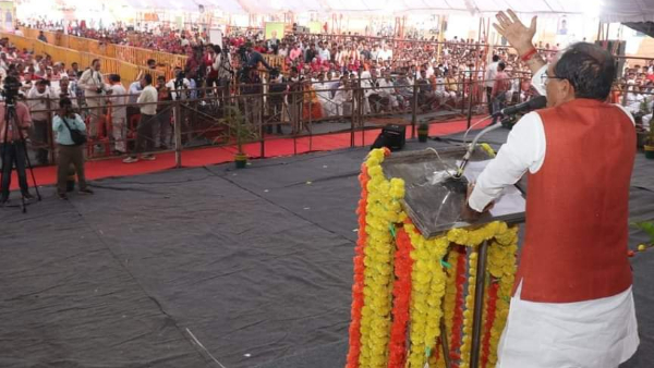 पंचायतों को आदर्श बनाने के लिए 4 श्रेणियों में पुरस्कार पंचायतों को आदर्श बनाने के लिए 4 श्रेणियों में पुरस्कार