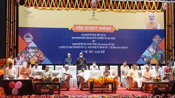 8 साल में PM मोदी ने देश की बदल दी सूरत 
