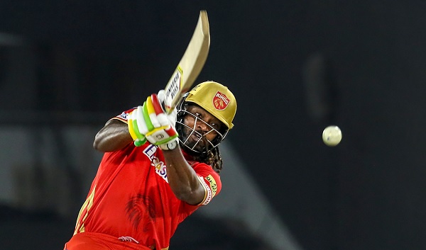 'यूनिवर्सल बॉल' को बताया अपना पक्का यार 