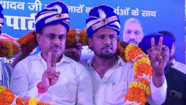 संवैधानिक अधिकारों के लिए करेंगे संघर्ष: अमर आज़ाद