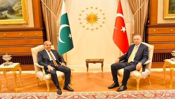 तुर्की के बड़े व्यापारियों के साथ बैठक