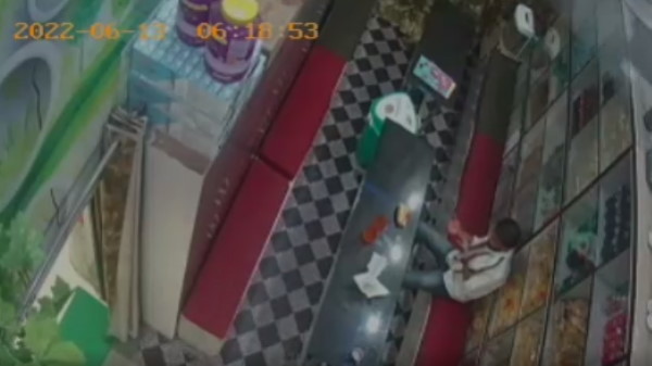  ये दिख रहा सीसीटीवी फुटेज में
