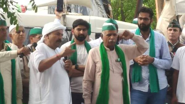सरकारें किसानों की अग्नि परीक्षा लेना छोड़ दे- नरेश टिकैत