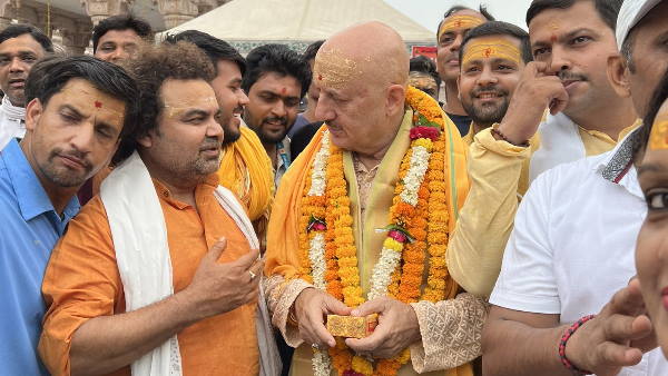 कश्मीरी हिन्दुओं की आत्मा की शांति के लिए त्रीपिंडी श्राद्ध पूजा में हुए शामिल