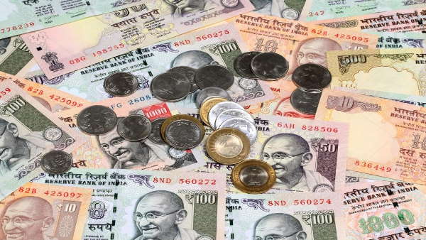 एक ही दिन में 2 करोड़ के सिक्कों का हुआ ट्रांजेक्शन