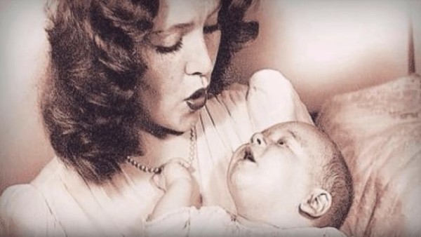 कॉलगर्ल को बुलाया