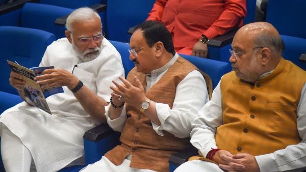 मतदाताओं के मूड का लगाया जा रहा है पता