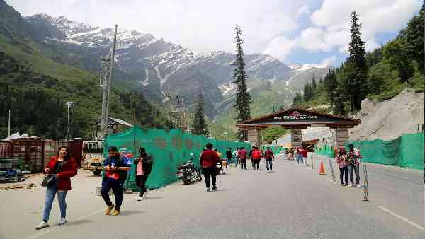 रोहतांग दर्रे में पहले से शुरू है एक प्रोजेक्ट