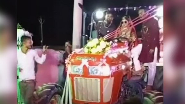 शादी को खास बनाने के लिए ट्रैक्टर का सहारा