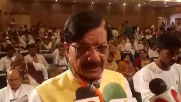 बेमेल की शादी कभी भी टूट सकती है- मदन मोहन झा