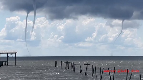 क्यों बनते हैं जल बवंडर क्यों बनते हैं जल बवंडर