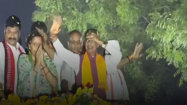 सागर में रात 9 बजे तक श‍िवराज रथ पर सवार 