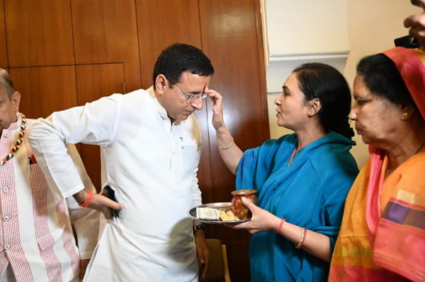  गायत्री सुरजेवाला से की शादी