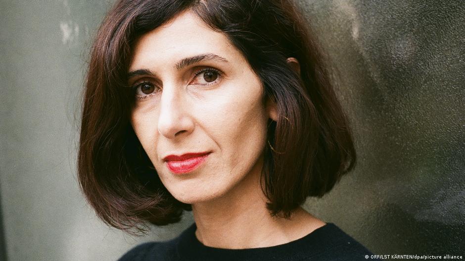 इब्राहिमी तीन साल की थीं जब वह जर्मनी पहुंची