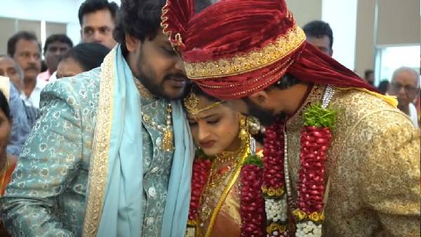 पिता को देखकर रोने लगी बेटी