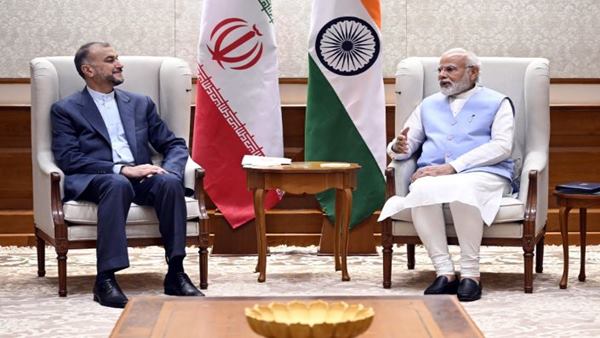 प्रधानमंत्री नरेंद्र मोदी से मिले ईरान के विदेश मंत्री