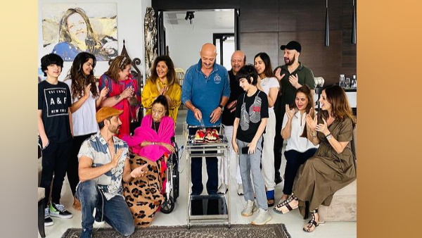 ऋतिक के नाना ने प्रोड्यूस की भी ये बेहतरीन फिल्‍में 