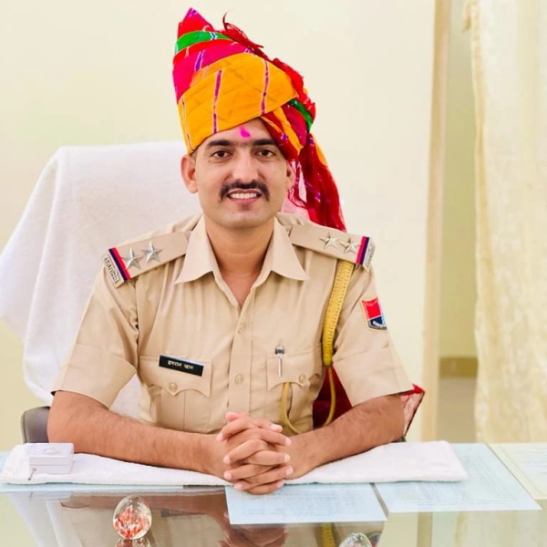 एसएचओ इमरान खान का इंटरव्यू एसएचओ इमरान खान का इंटरव्यू