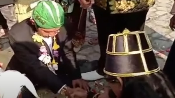 लोगों ने दी ये प्रतिक्रिया