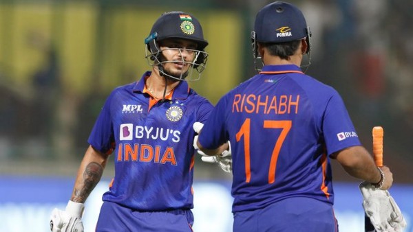 रिफंड के लिये टिकट संभाल कर रखें फैन्स